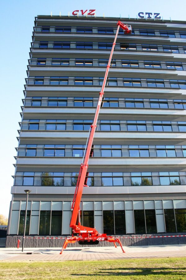 36 Meter Spider Lift - Image 2