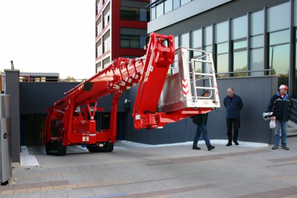36 Meter Spider Lift